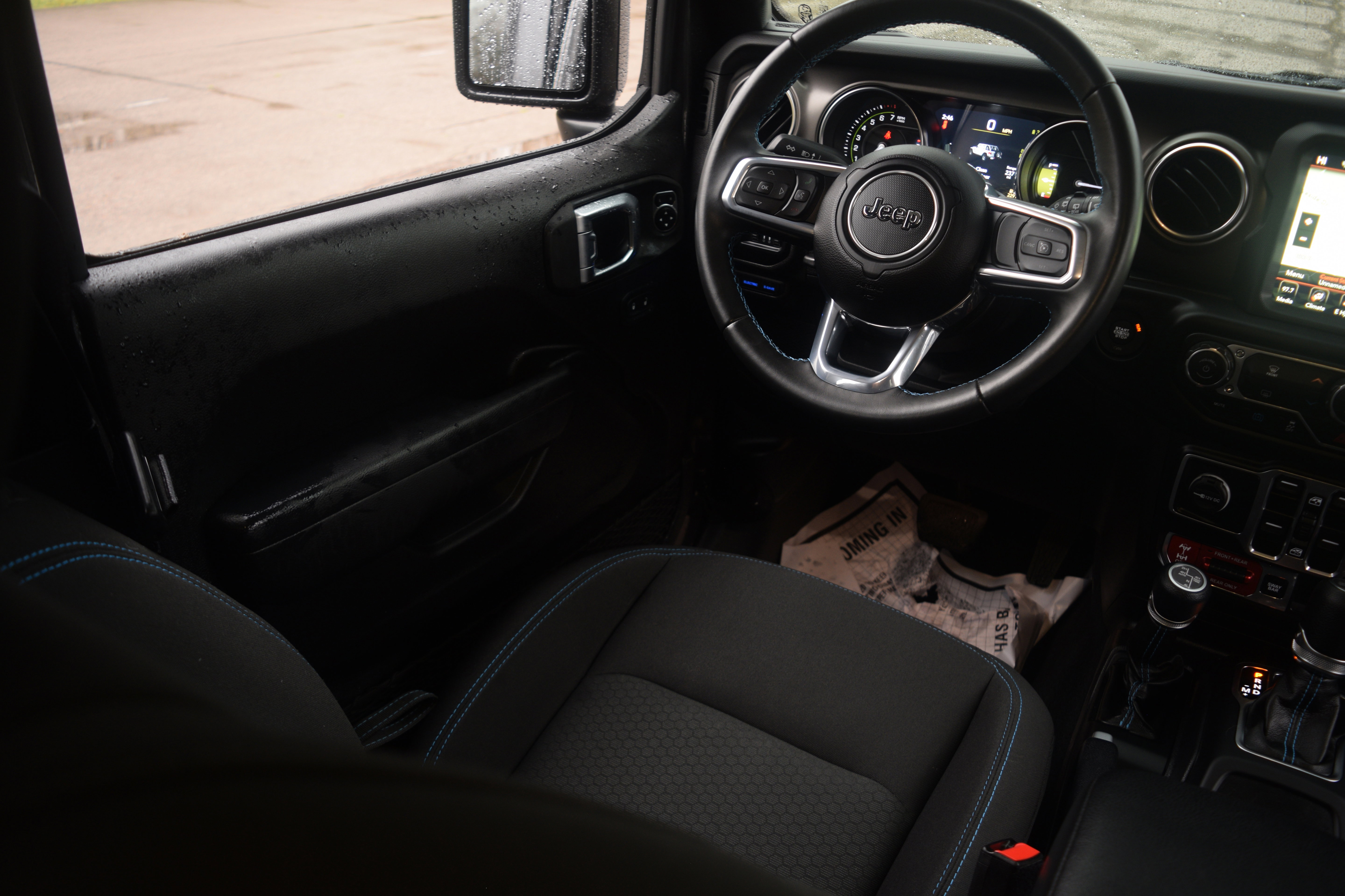 Used 2022 Jeep Wrangler Unlimited Rubicon w/ Steel Bumper Group image 2