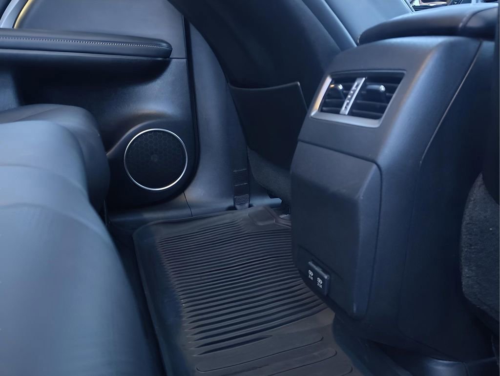 Used 2022 Lexus RX 350 F Sport w/ Cold Area Package (CT) image 34