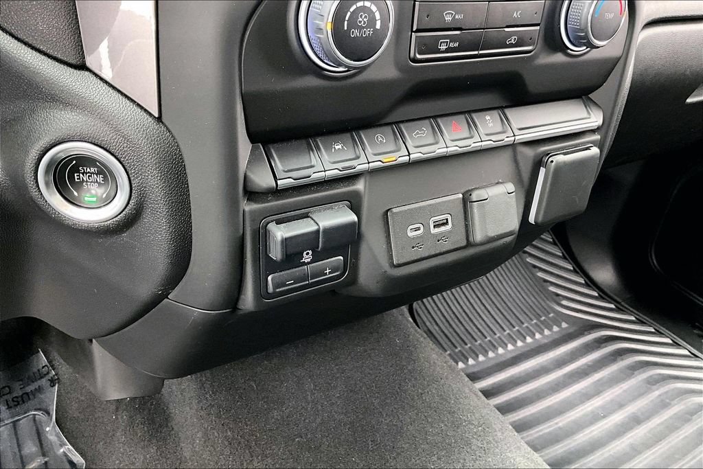Used 2023 Chevrolet Silverado 1500 Custom w/ LPO, Dark Essentials Package AWD/4WD image 33