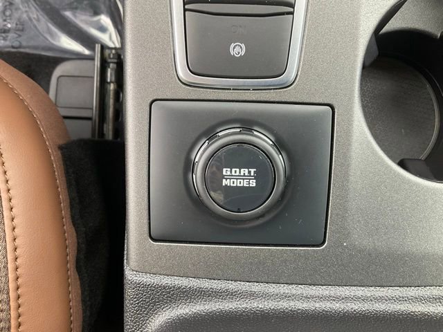 Certified 2025 Ford Bronco Sport Outer Banks w/ Outer Banks Tech Package+ AWD/4WD image 20