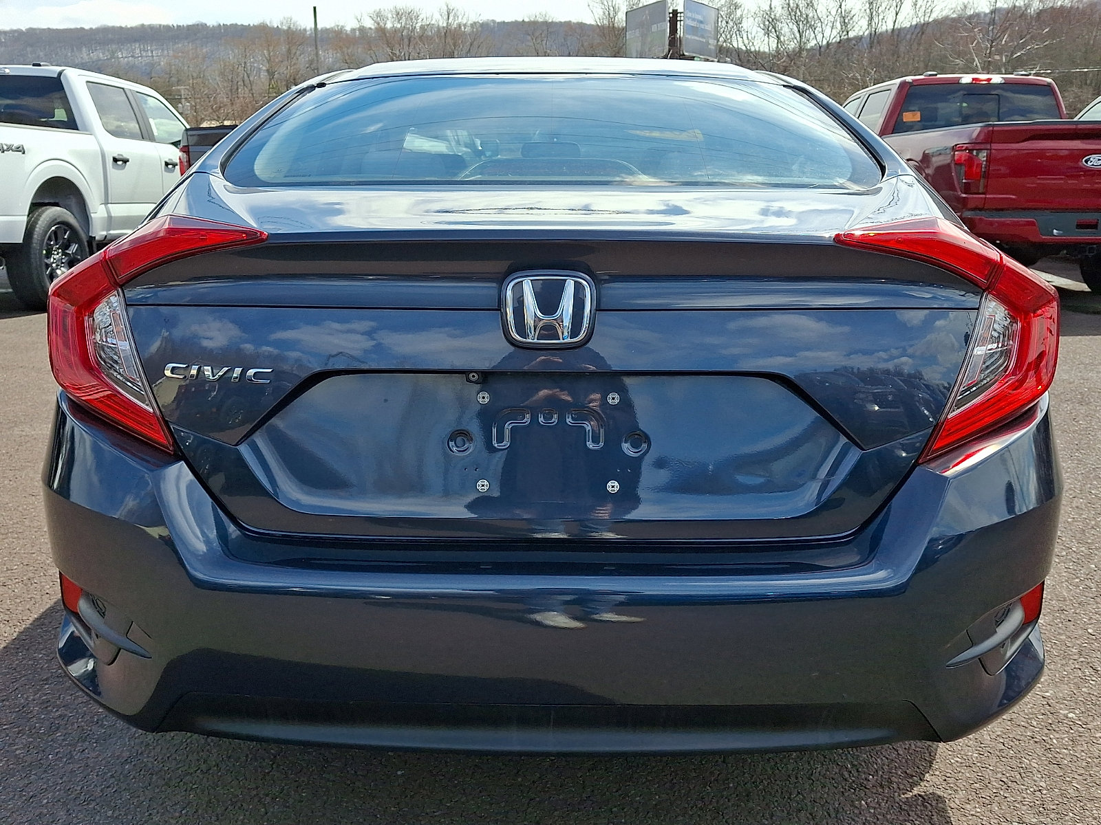 Used 2018 Honda Civic LX image 9