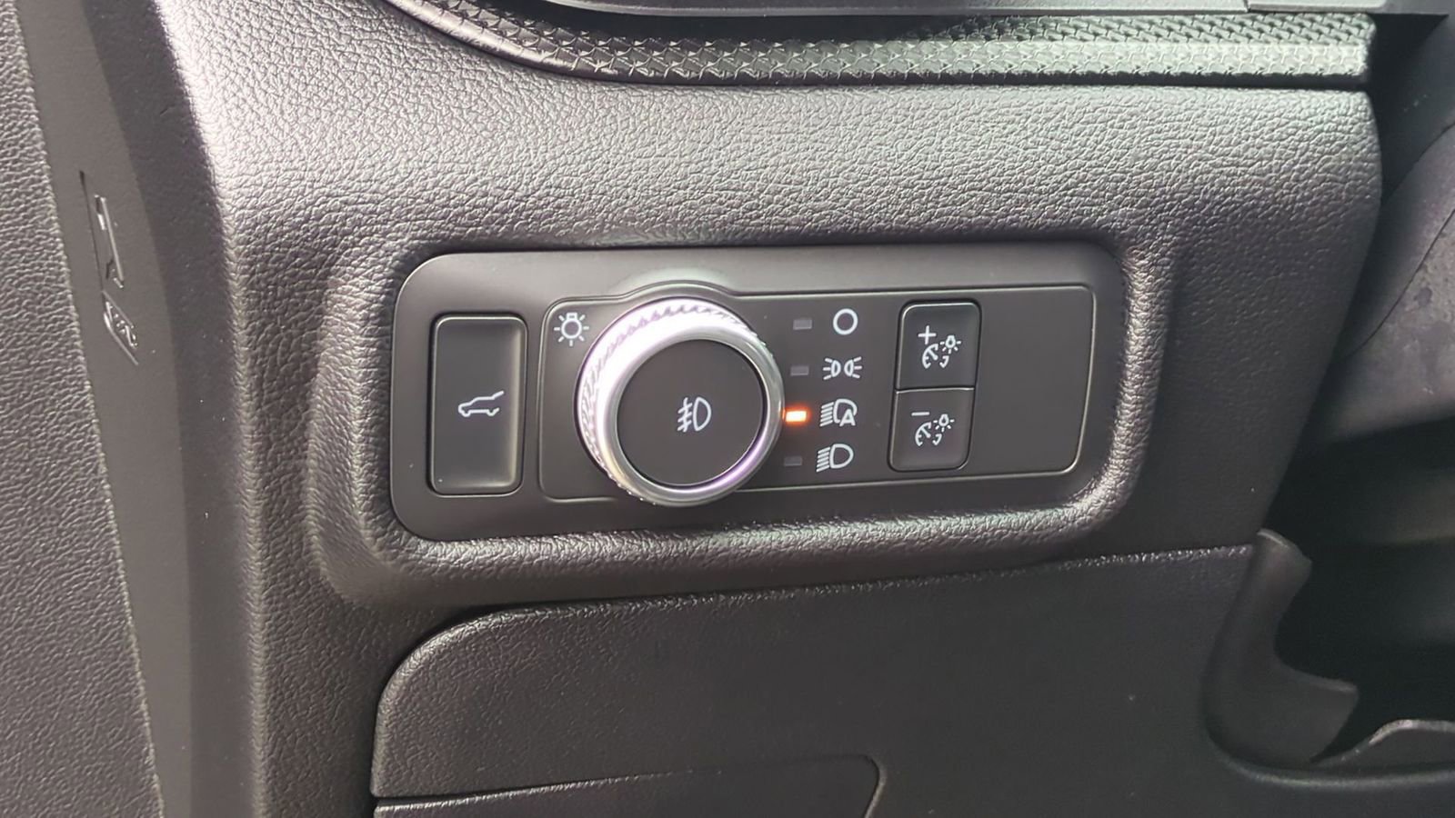 Certified 2021 Ford Explorer ST image 17