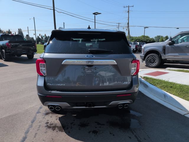 Certified 2022 Ford Explorer Platinum w/ Equipment Group 601A AWD/4WD image 4