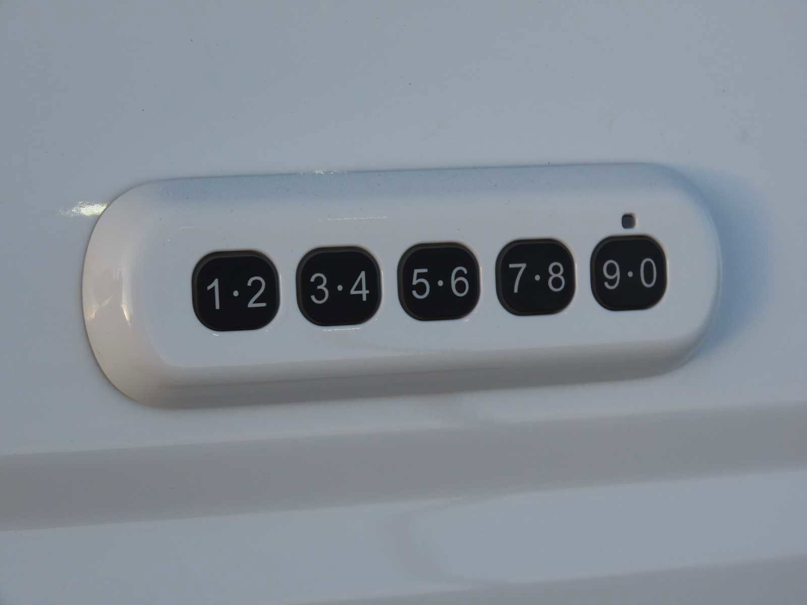 Certified 2022 Ford Bronco Outer Banks image 18