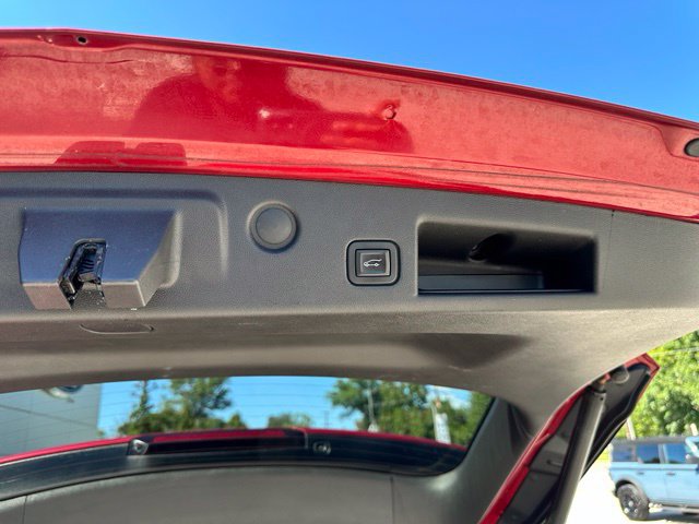 Used 2018 Chevrolet Equinox LT AWD/4WD image 15