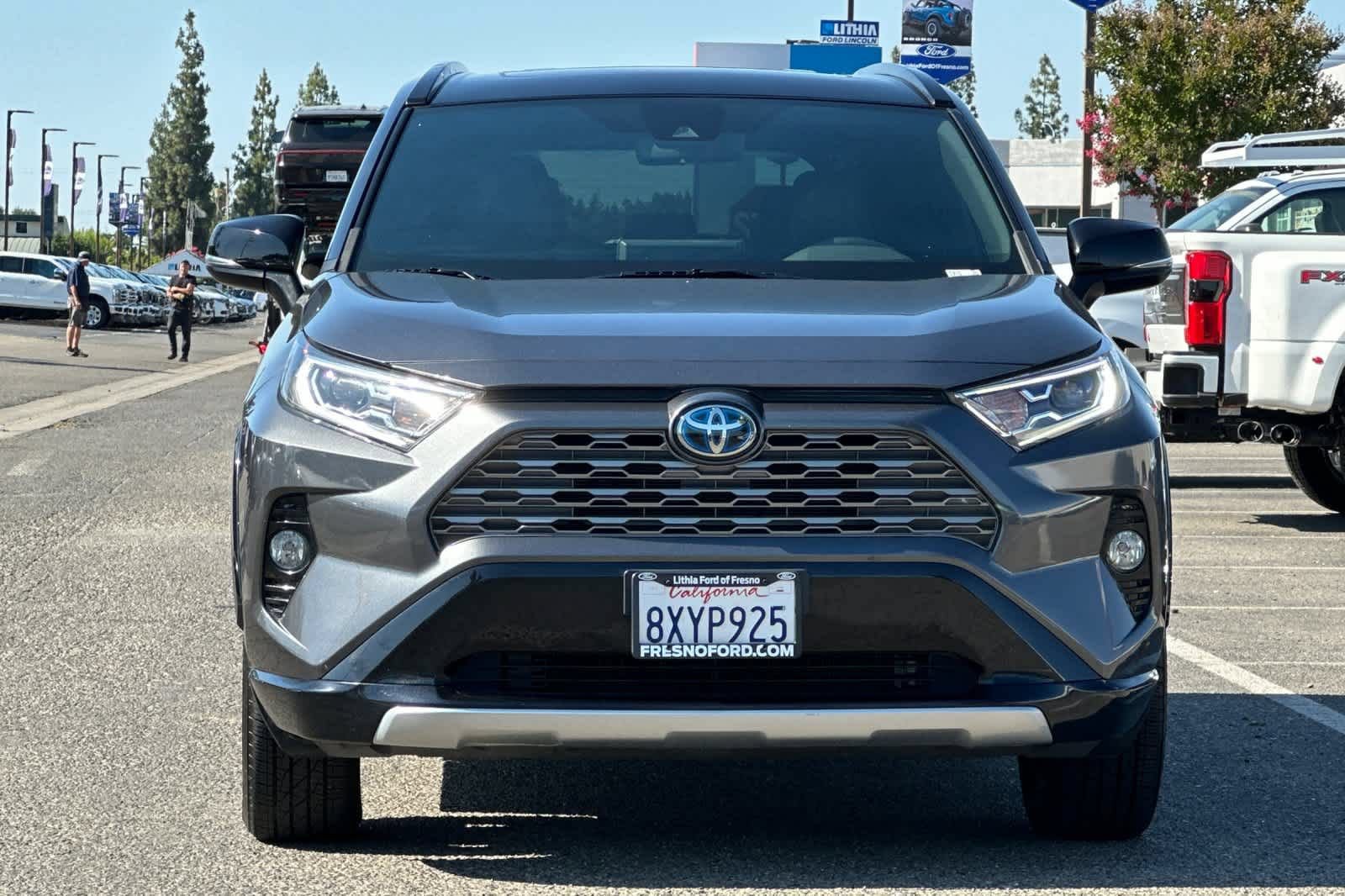 Used 2021 Toyota RAV4 XSE AWD/4WD image 11