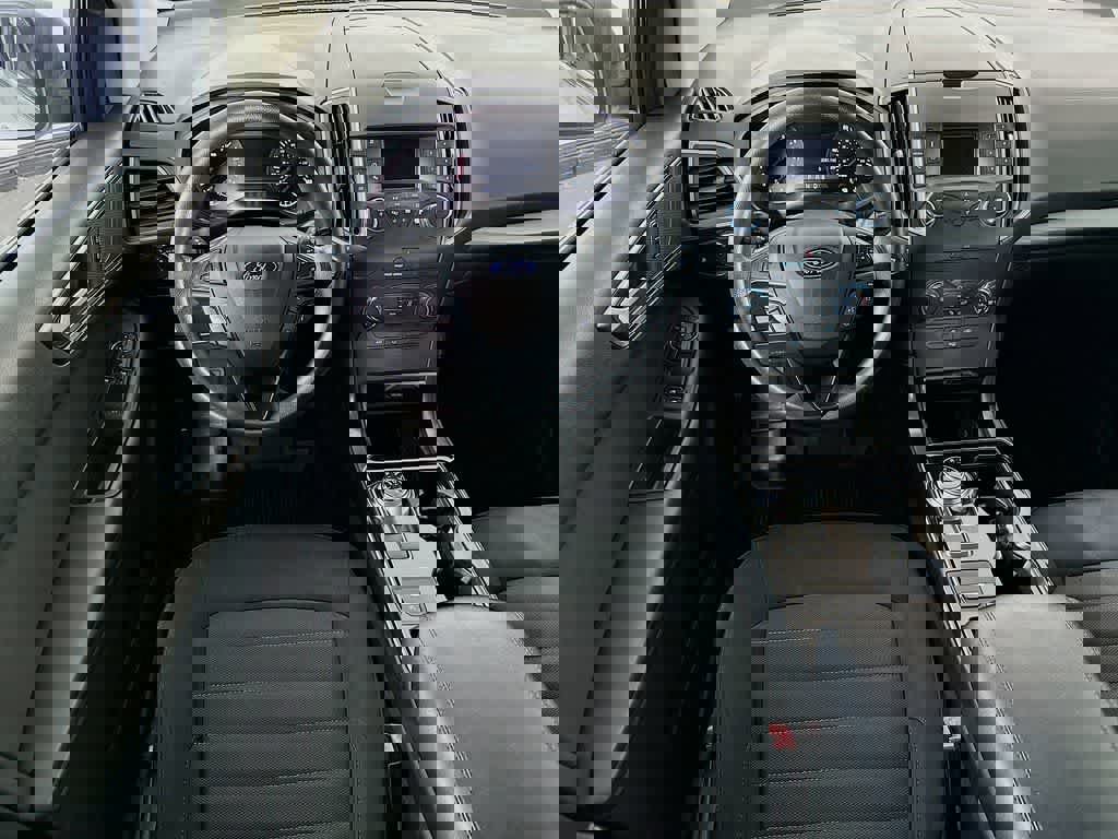 Certified 2019 Ford Edge SE image 13