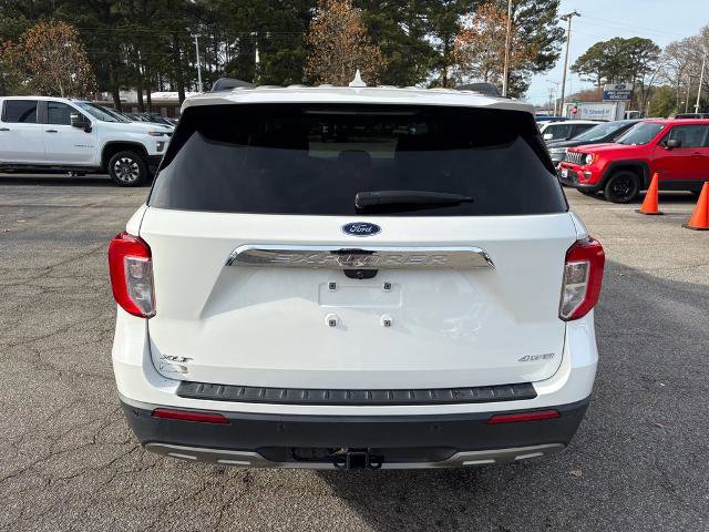 Certified 2021 Ford Explorer XLT w/ Equipment Group 202A image 4