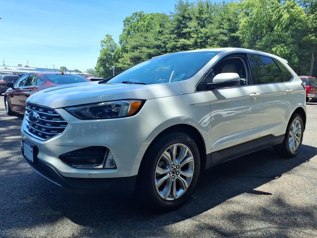 Certified 2023 Ford Edge Titanium AWD/4WD image 5