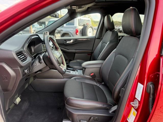 Certified 2026 Ford Escape ST-Line Select w/ Equipment Group 401A AWD/4WD image 13