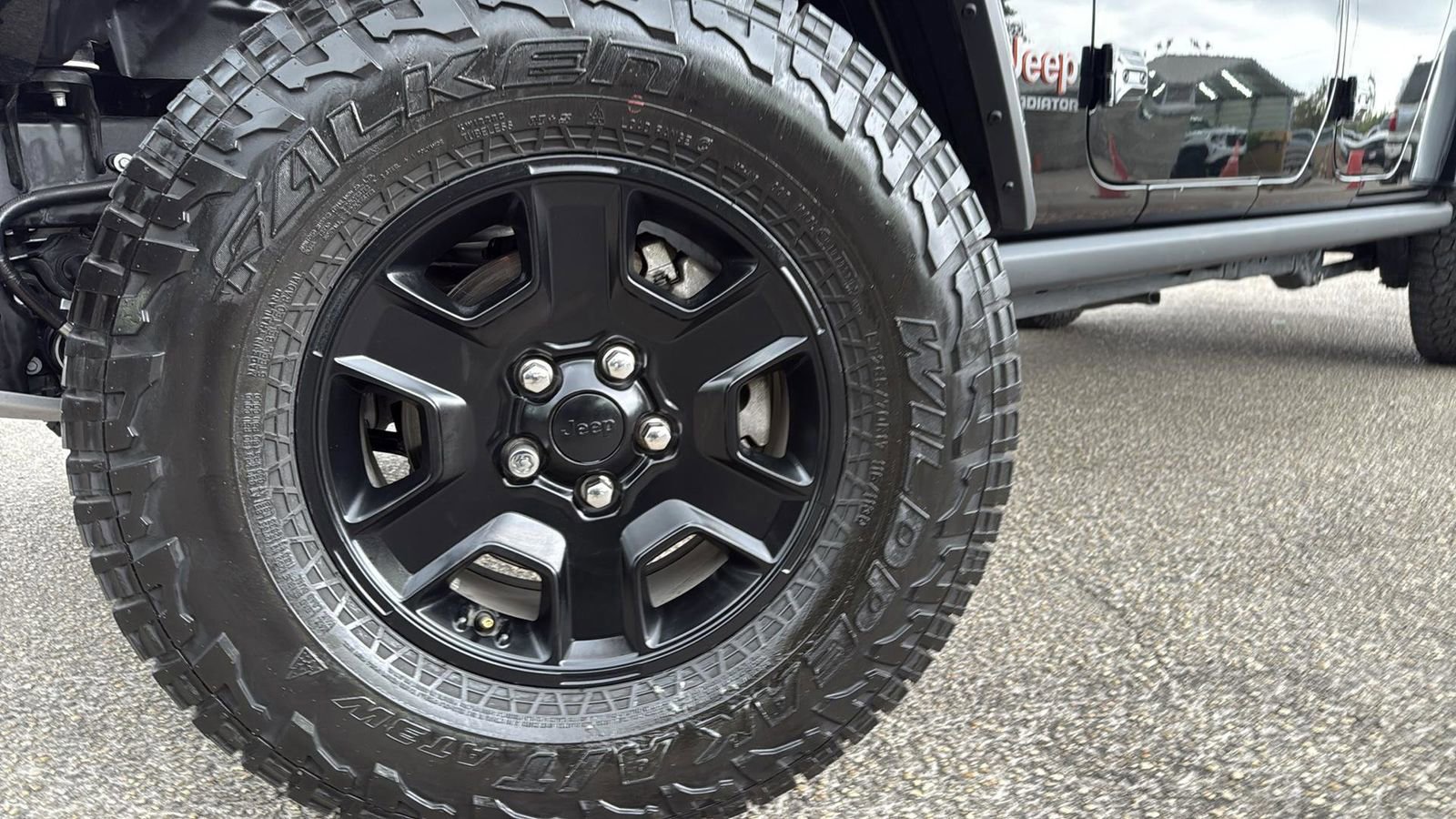 Used 2021 Jeep Gladiator Mojave image 9