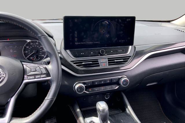 Used 2024 Nissan Altima 2.5 SR w/ SR Premium Package AWD/4WD image 7