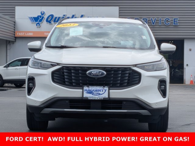 Certified 2023 Ford Escape Platinum w/ Premium Technology Package AWD/4WD image 2