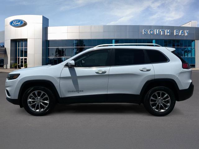 Used 2021 Jeep Cherokee Latitude Lux FWD image 2