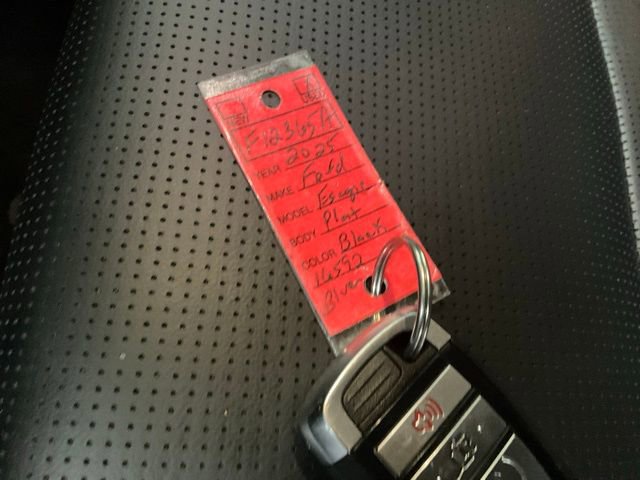 Certified 2025 Ford Escape Platinum image 16