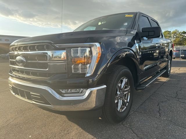 Certified 2021 Ford F150 XLT w/ Equipment Group 302A High image 5