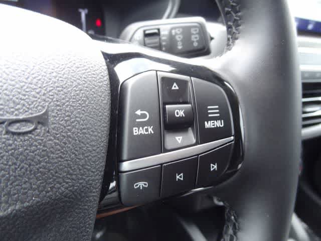 Certified 2023 Ford Escape Active AWD/4WD image 17