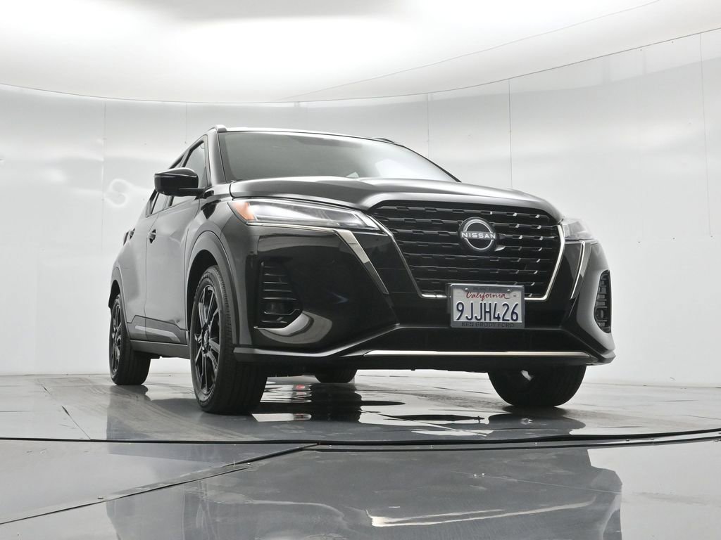 Used 2023 Nissan Kicks SR w/ SR Premium Package image 45
