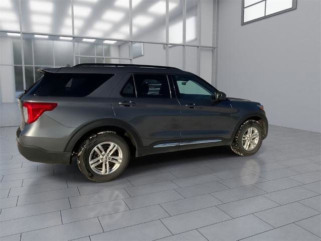 Certified 2023 Ford Explorer XLT image 9