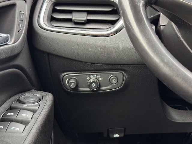 Used 2018 Chevrolet Equinox Premier AWD/4WD image 32