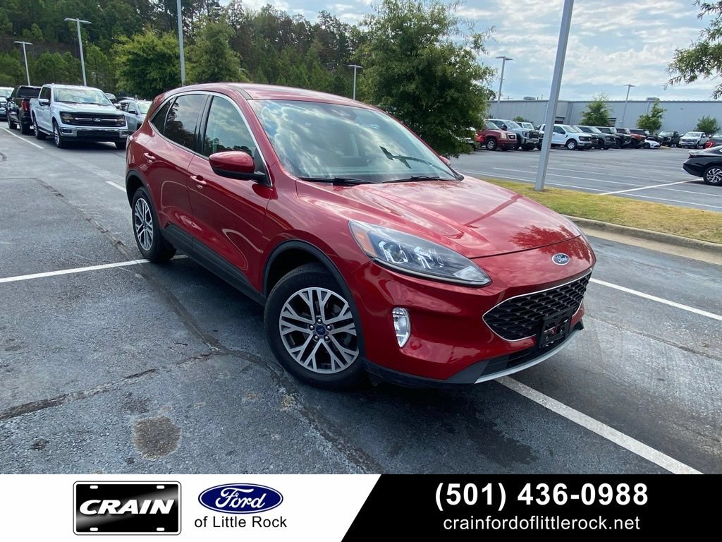 Certified 2022 Ford Escape SEL w/ Technology Package AWD/4WD image 1