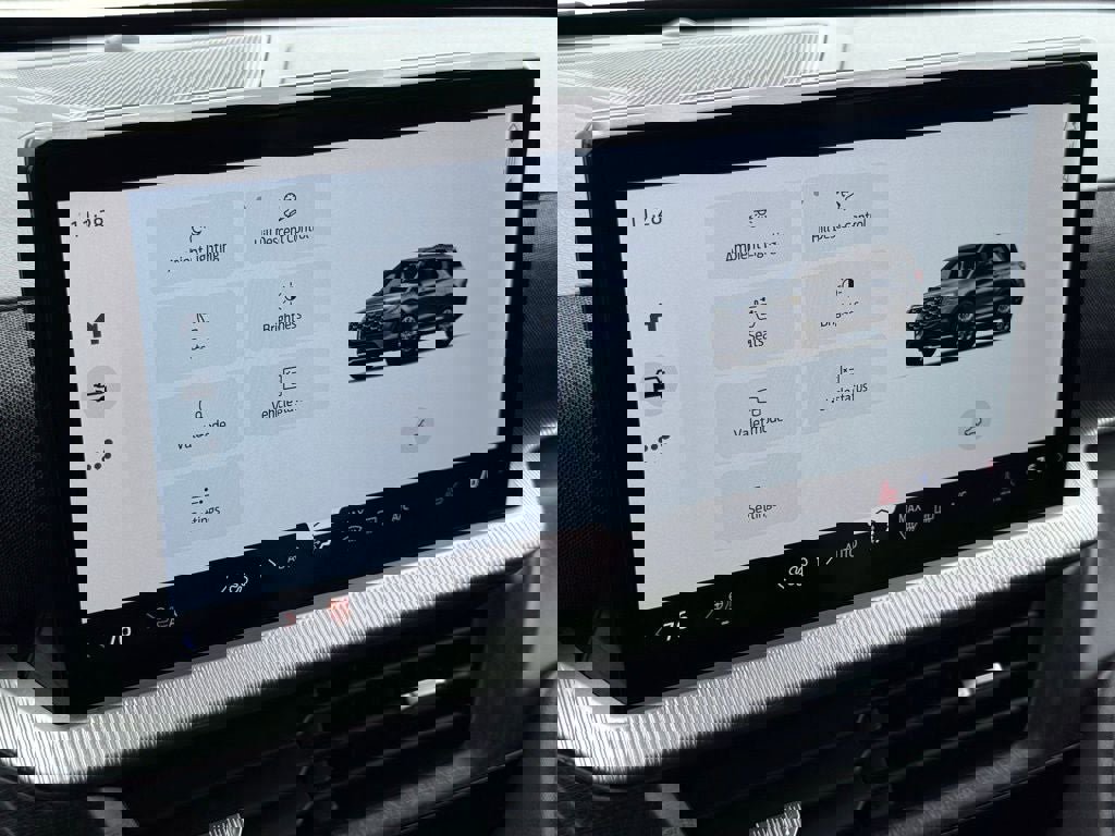 Certified 2025 Ford Explorer Platinum image 36