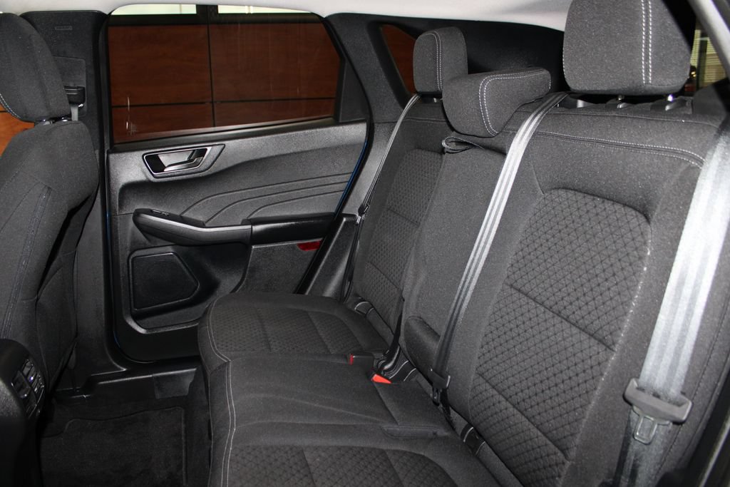 Certified 2023 Ford Escape Active AWD/4WD image 40