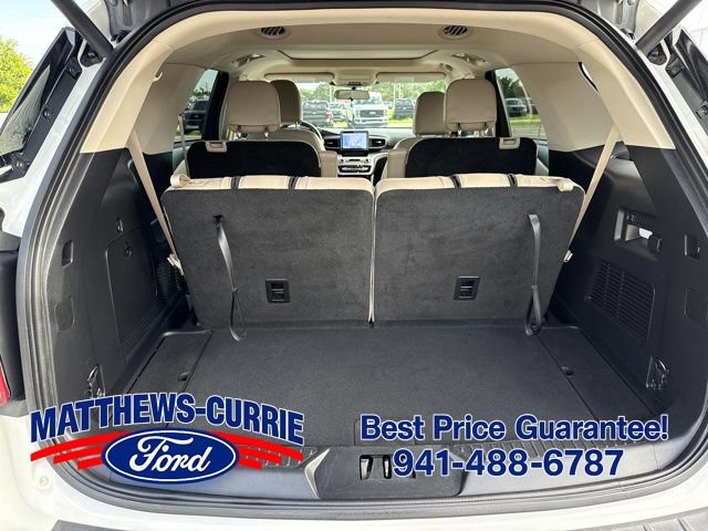 Certified 2022 Ford Explorer XLT w/ Equipment Group 202A RWD image 14
