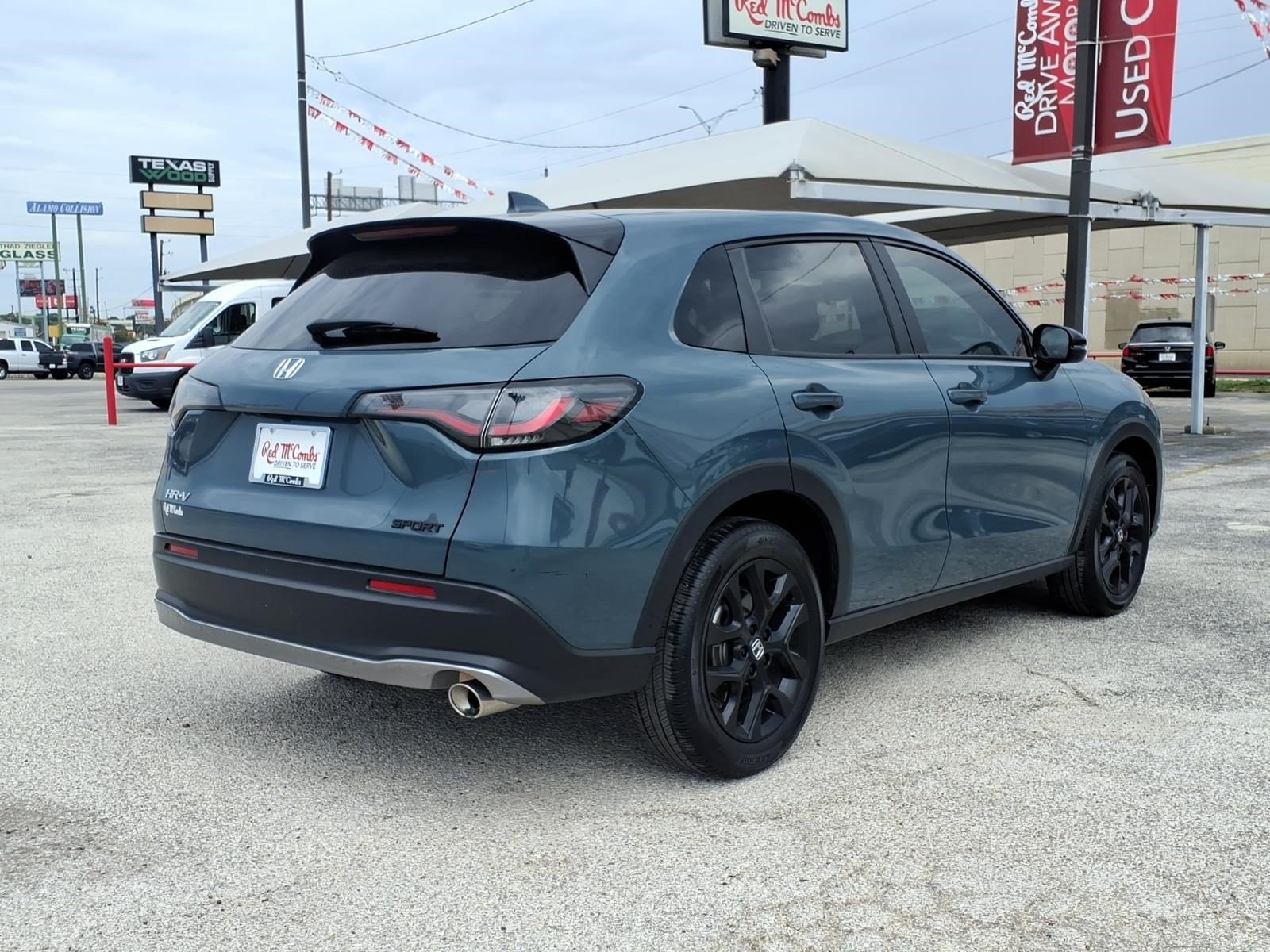 Used 2025 Honda HR-V Sport image 6