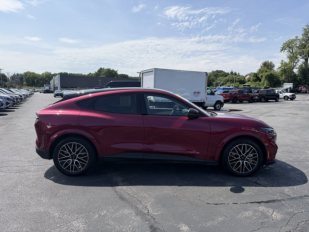 Certified 2025 Ford Mustang Mach-E Premium AWD/4WD image 9