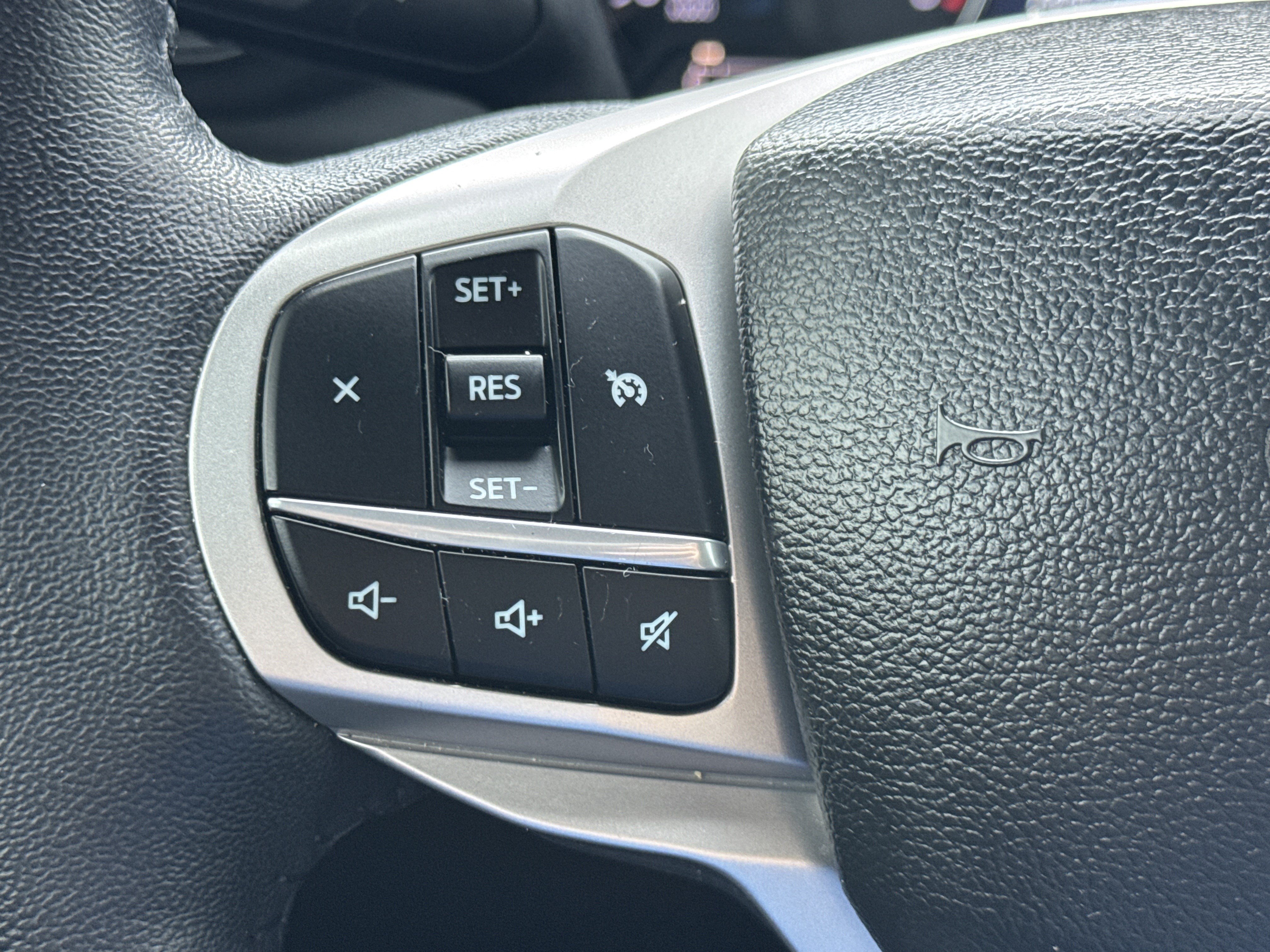 Certified 2023 Ford Explorer XLT AWD/4WD image 16
