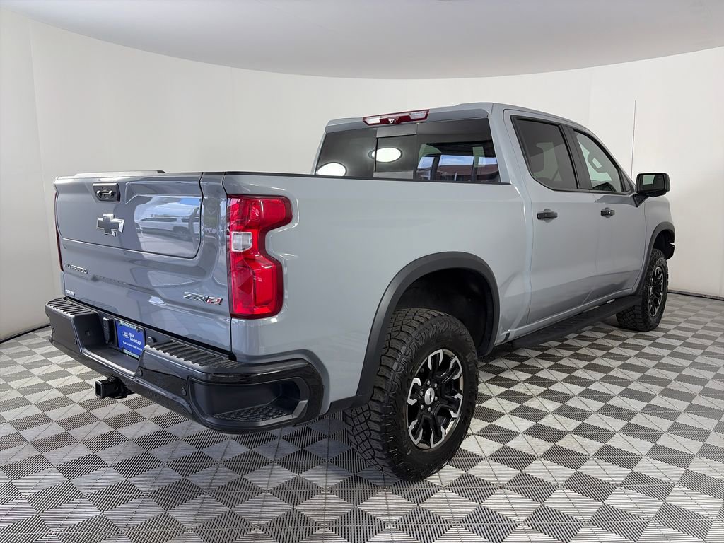 Used 2024 Chevrolet Silverado 1500 ZR2 w/ Technology Package AWD/4WD image 7
