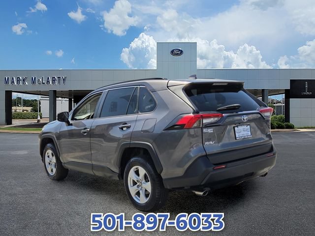 Used 2021 Toyota RAV4 XLE FWD video 3