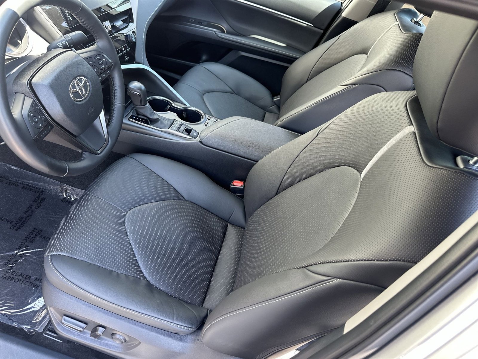 Used 2024 Toyota Camry XSE w/ Navigation Package FWD image 21