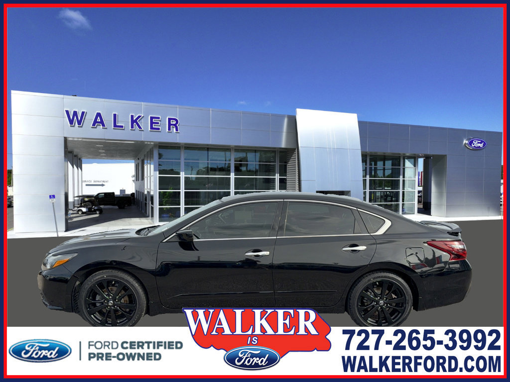 Used 2017 Nissan Altima 2.5 SR w/ Midnight Edition Package image 4