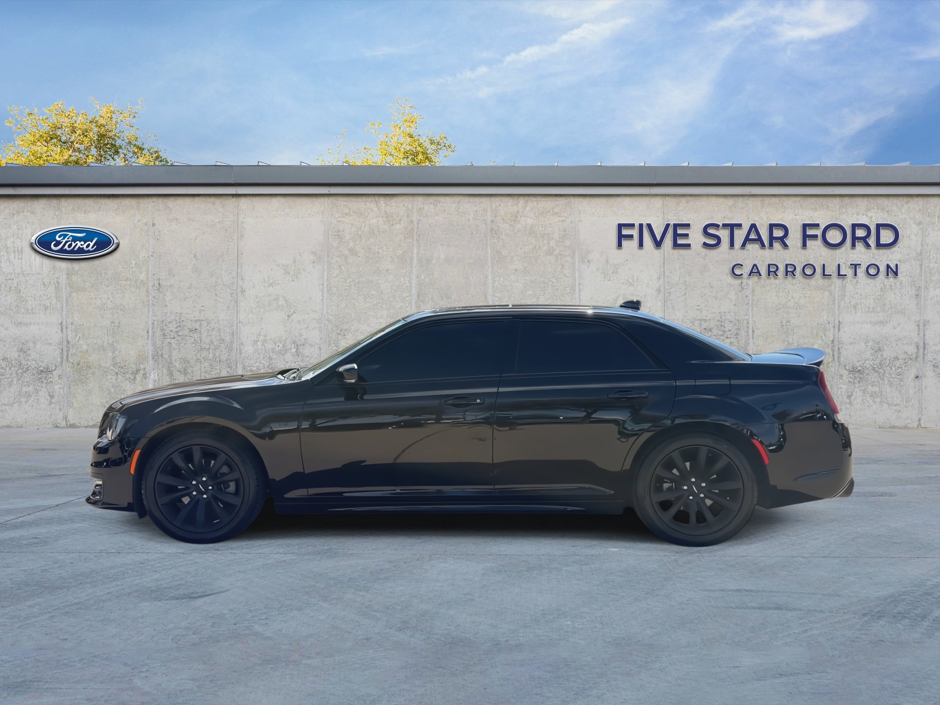 Used 2023 Chrysler 300 S w/ Comfort Group RWD image 5