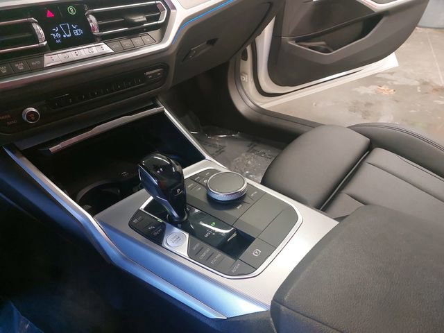 Used 2020 BMW 330i xDrive 330i xDrive w/ M Sport Package image 24