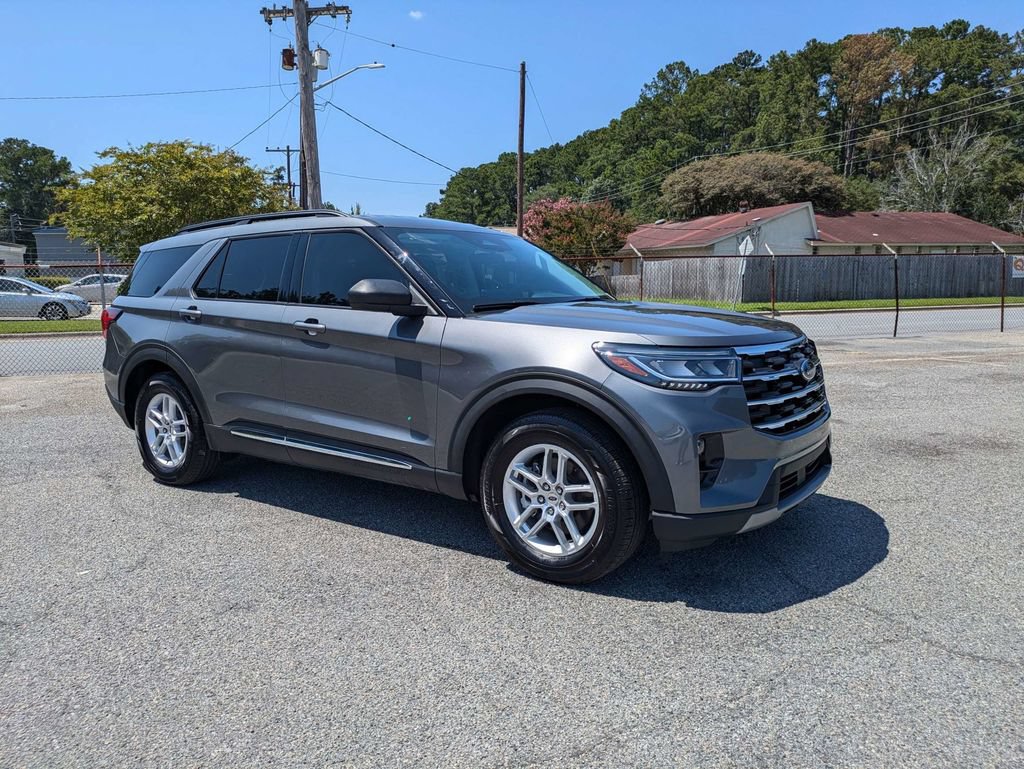 Certified 2025 Ford Explorer Active w/ Active Comfort Package