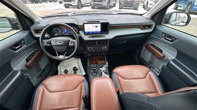 Certified 2022 Ford Maverick Lariat w/ Lariat Luxury Package image 14