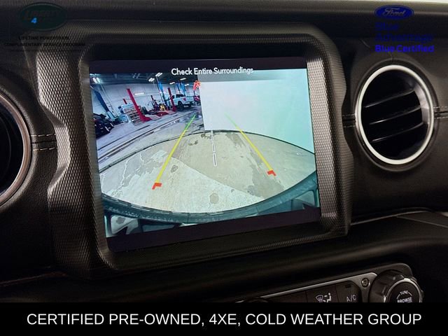 Used 2021 Jeep Wrangler Unlimited Sahara w/ Cold Weather Group image 14