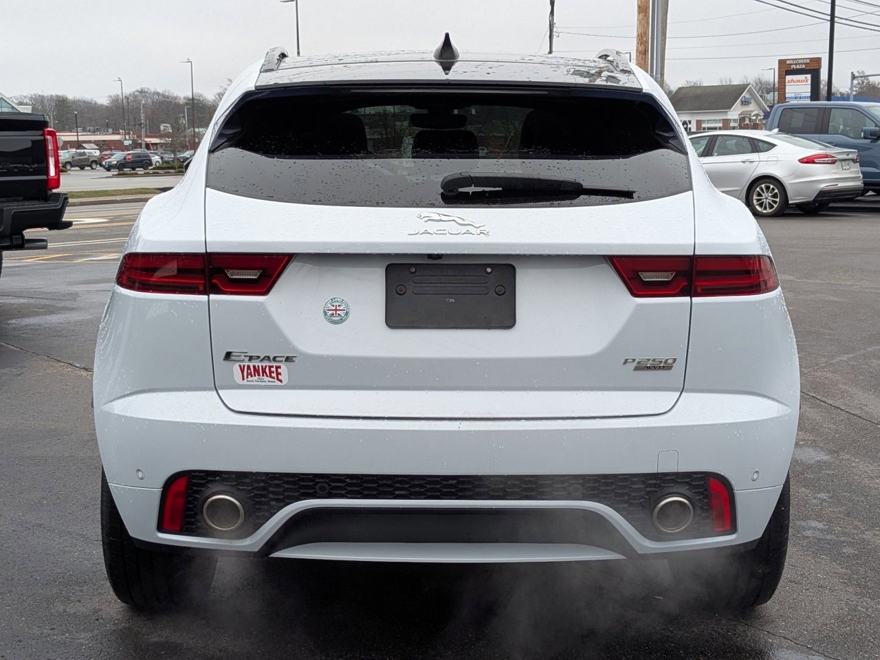 Used 2020 Jaguar E-PACE Checkered Flag image 4