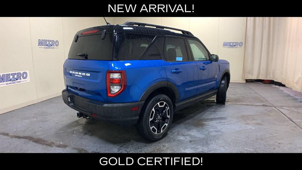 Certified 2022 Ford Bronco Sport Outer Banks w/ Tech Package AWD/4WD image 3