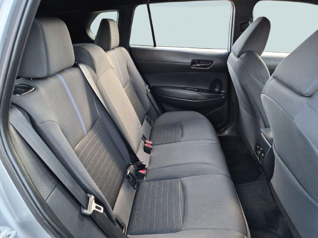 Used 2025 Toyota Corolla Cross AWD Hybrid image 27