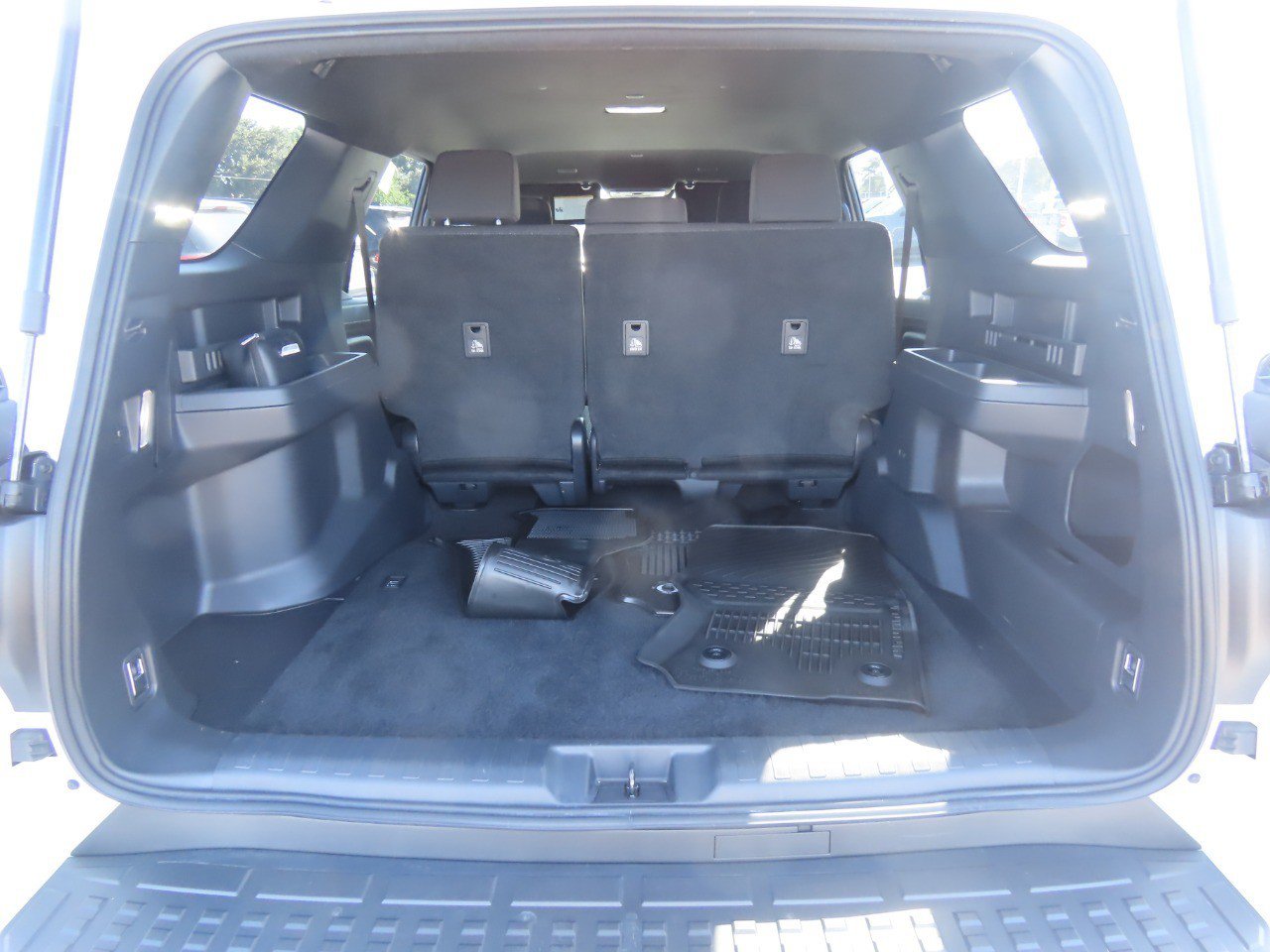 Used 2025 Toyota 4Runner SR5 RWD image 14
