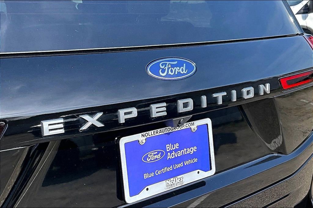 Certified 2025 Ford Expedition King Ranch AWD/4WD image 10