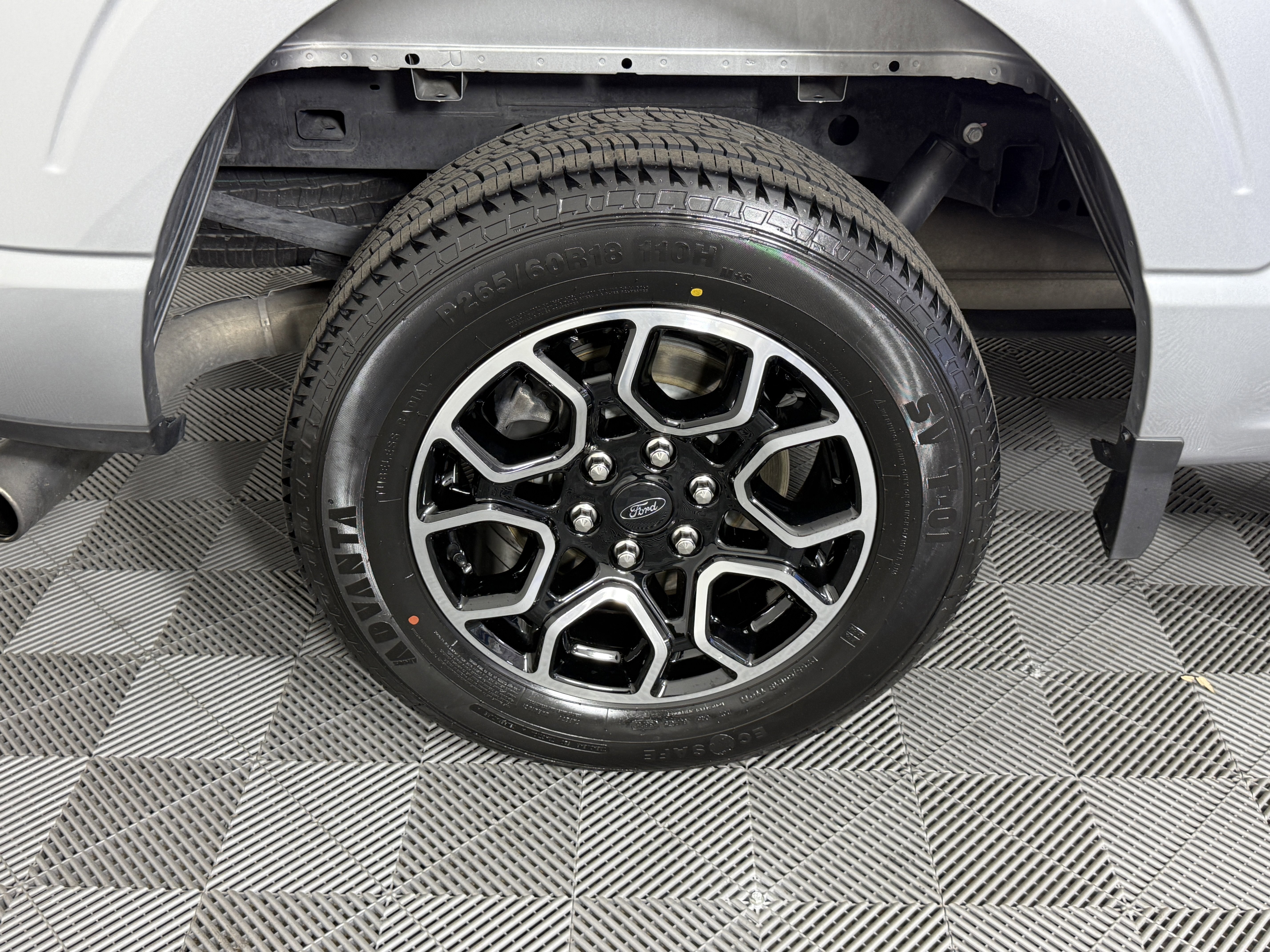 Certified 2023 Ford F150 XLT w/ Equipment Group 302A High image 31