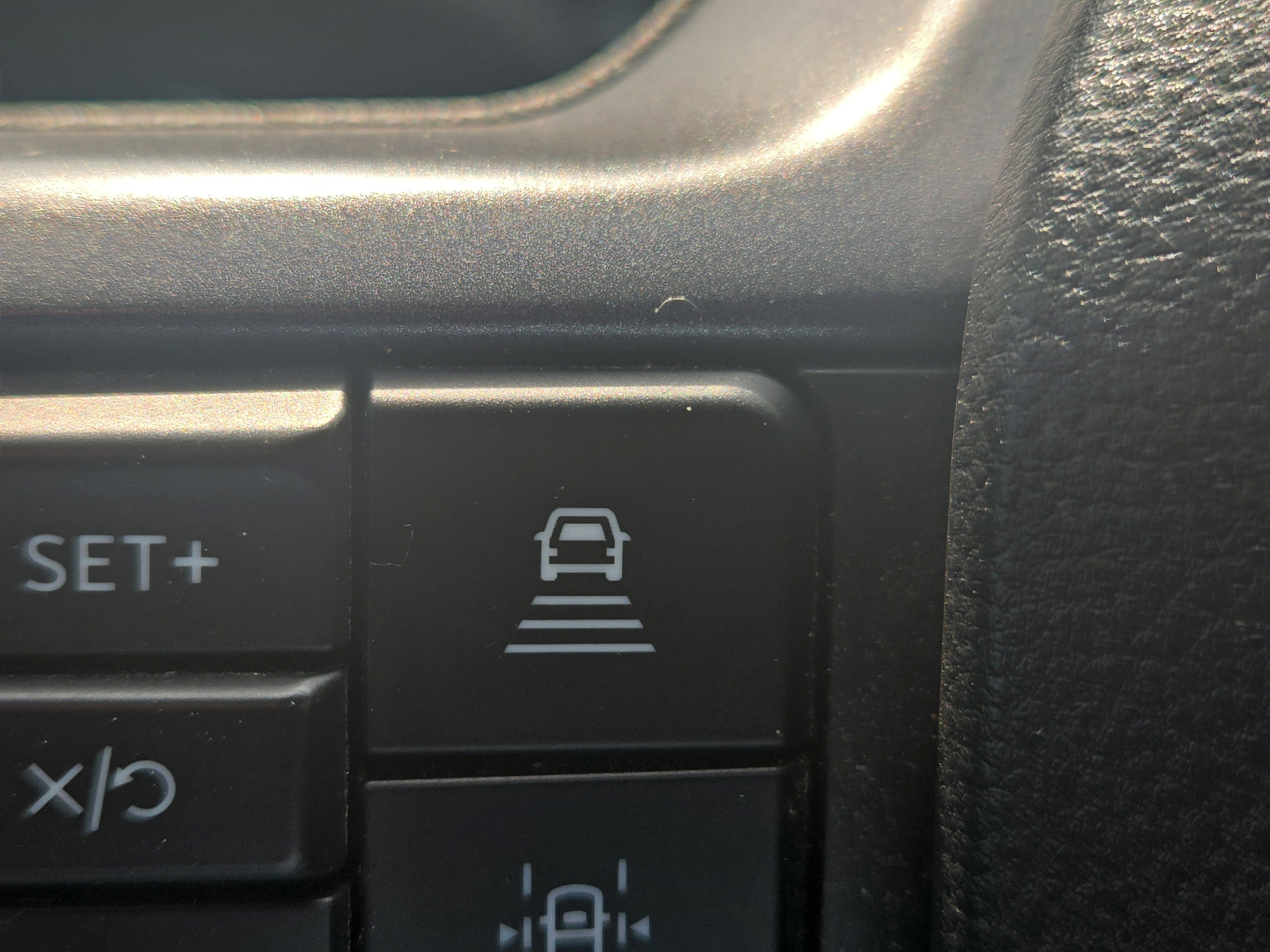 Certified 2023 Ford F150 XLT w/ Equipment Group 302A High image 31