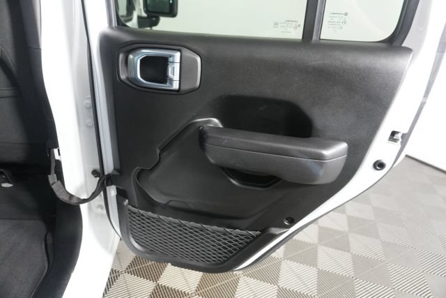 Used 2025 Jeep Wrangler Unlimited Sport AWD/4WD image 32