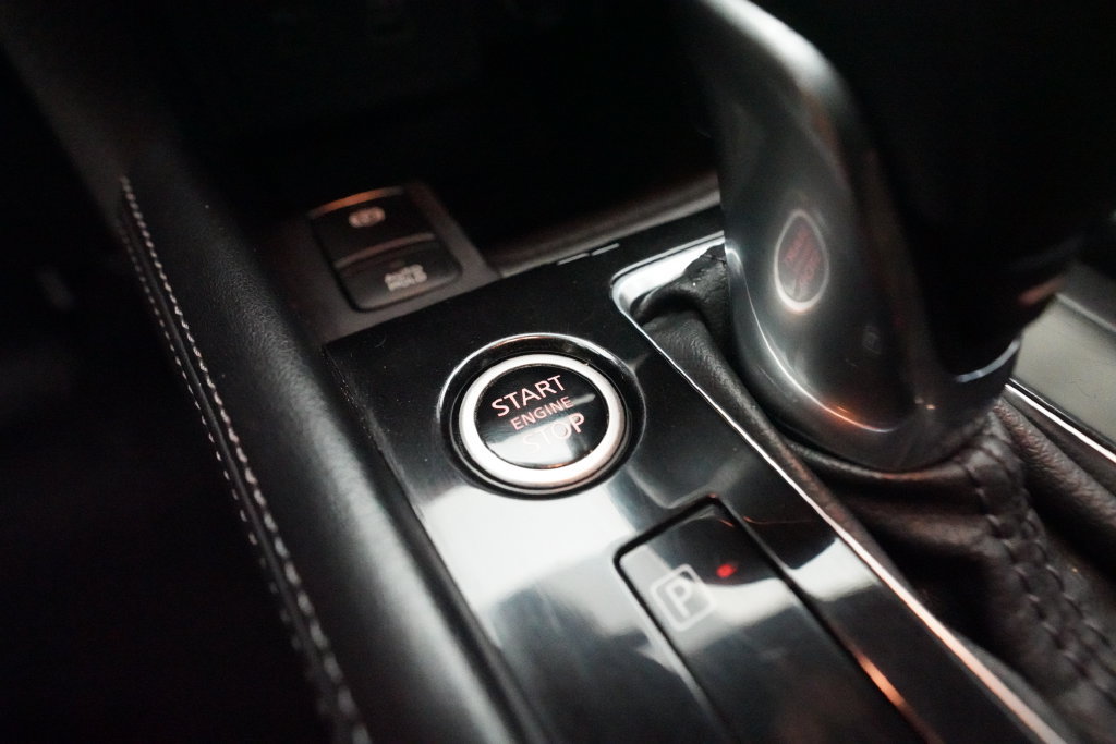 Used 2023 Nissan Kicks SR FWD image 29