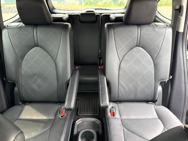 Used 2023 Toyota Highlander Platinum AWD/4WD image 13